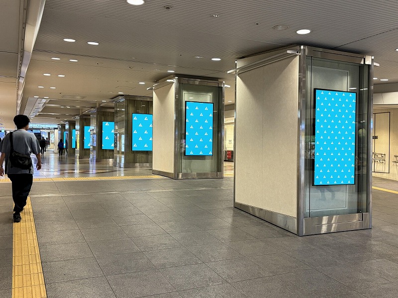 JR 大阪駅中央地下通路デジタルサイネージ デジタルジャック